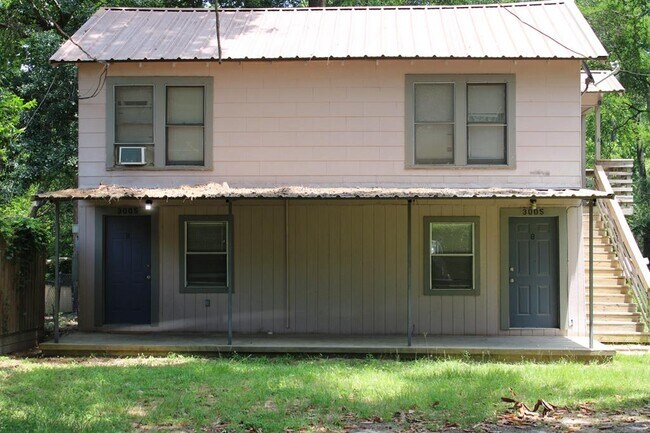 Primary Photo - 3005 Old Houston Rd