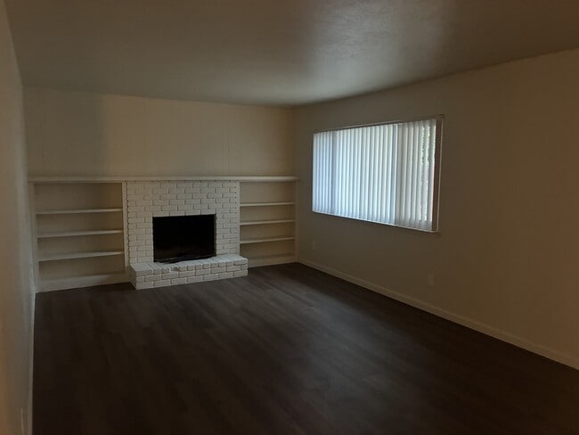 Building Photo - 1803 Brewer Way