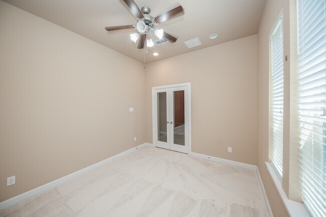 Building Photo - 3310 Belmont River Ln
