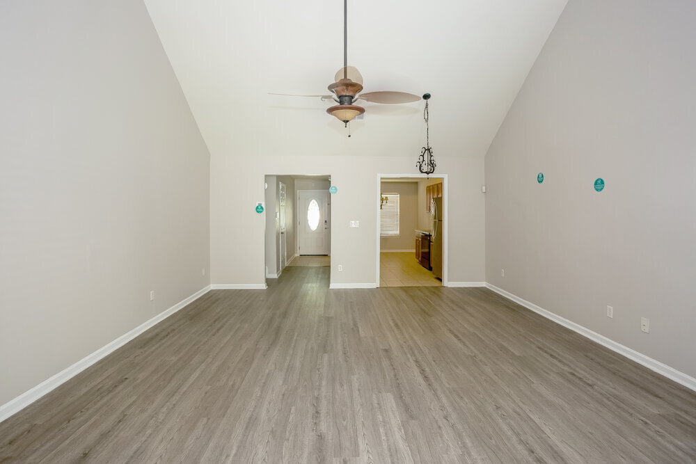 Building Photo - 1470 Kindred Cir NW