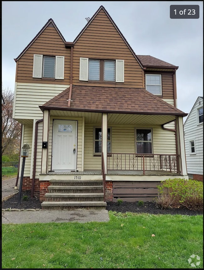 Building Photo - Newly Renovated Single Family Home in Exce...