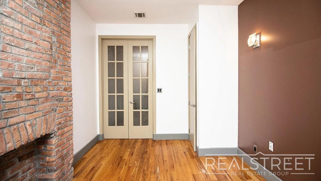 Building Photo - Gut-Renovated 3BR + Massive Finished Basement | Backyard, Laundry & HVAC | Bushwick
