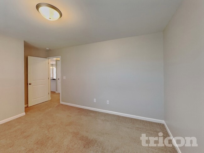 Building Photo - 113 Cornfield Ln