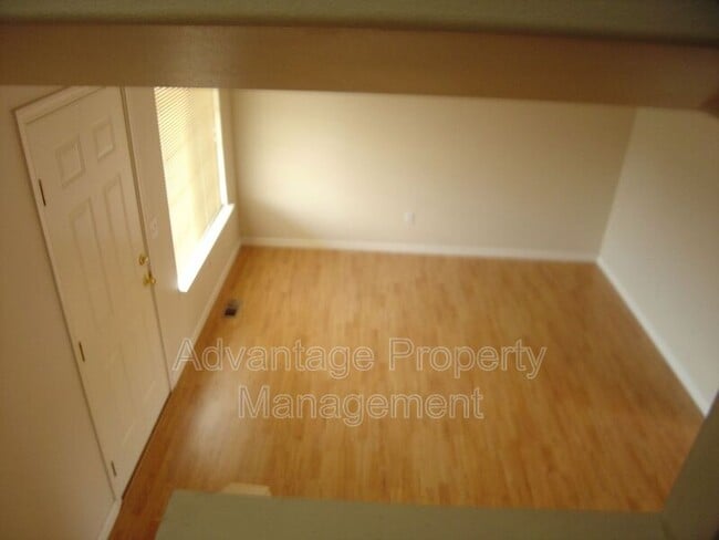 Building Photo - 1016 Quail Glenn Dr