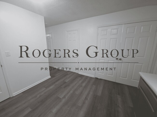 Building Photo - #450 - 228-230 Wilmington Ave Duplex