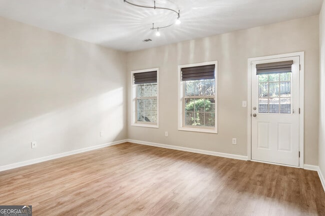 Building Photo - 2663 Rivers Edge Dr NE