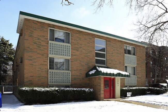 Building Photo - 114 North