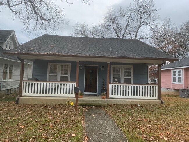 Building Photo - 1610 Kirby Ave