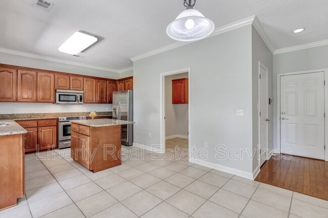 Building Photo - 40 Downie Ct