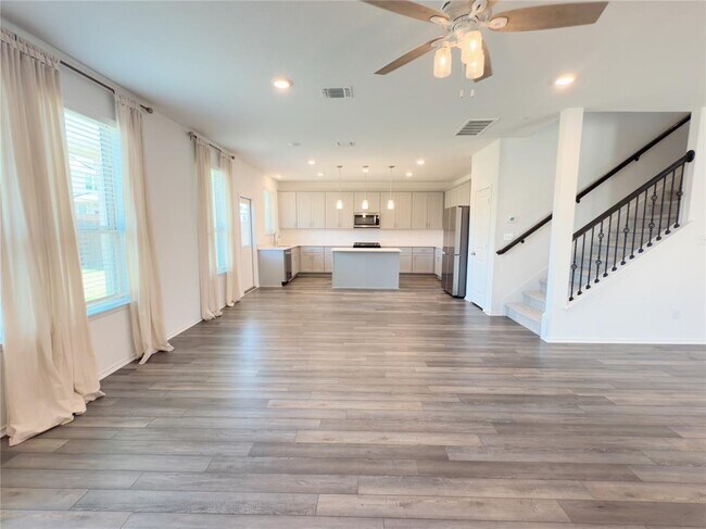 Building Photo - 128 Fiery Skipper Ln