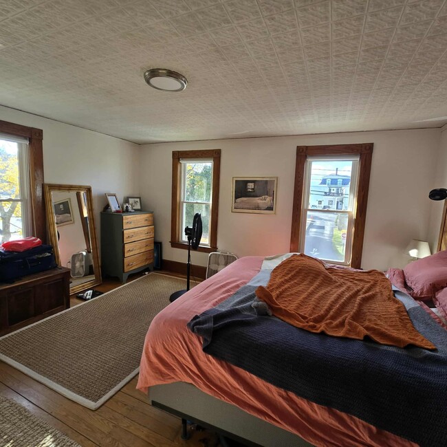 Building Photo - 67 Park St