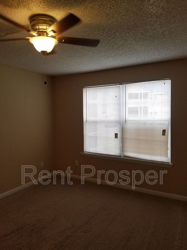 Building Photo - 3729 S Lake Orlando Pkwy
