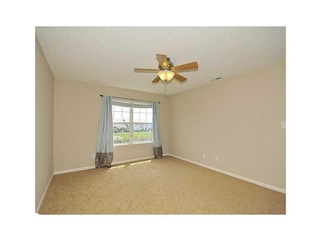 Building Photo - 10931 Lemongrass Dr