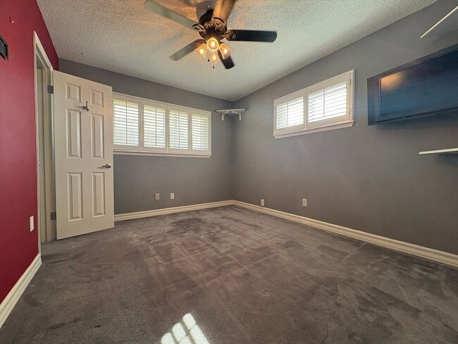 Building Photo - Home for rent on the Westside