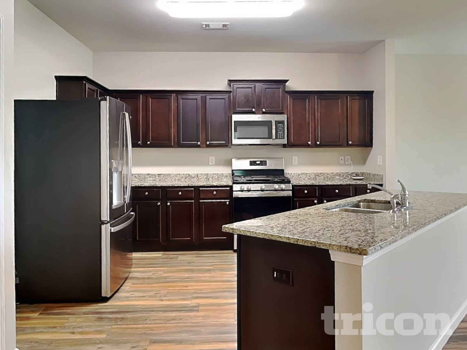 Building Photo - 731 Independence Ave