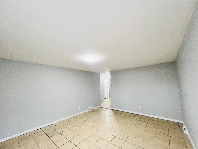 Building Photo - 5744A N 65th St