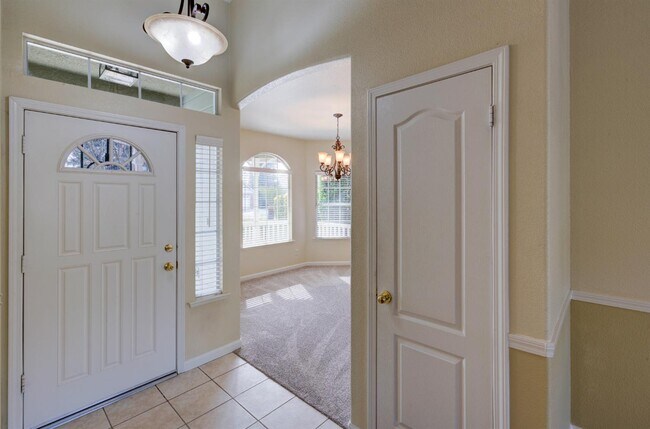 Building Photo - 139 Athens Ave