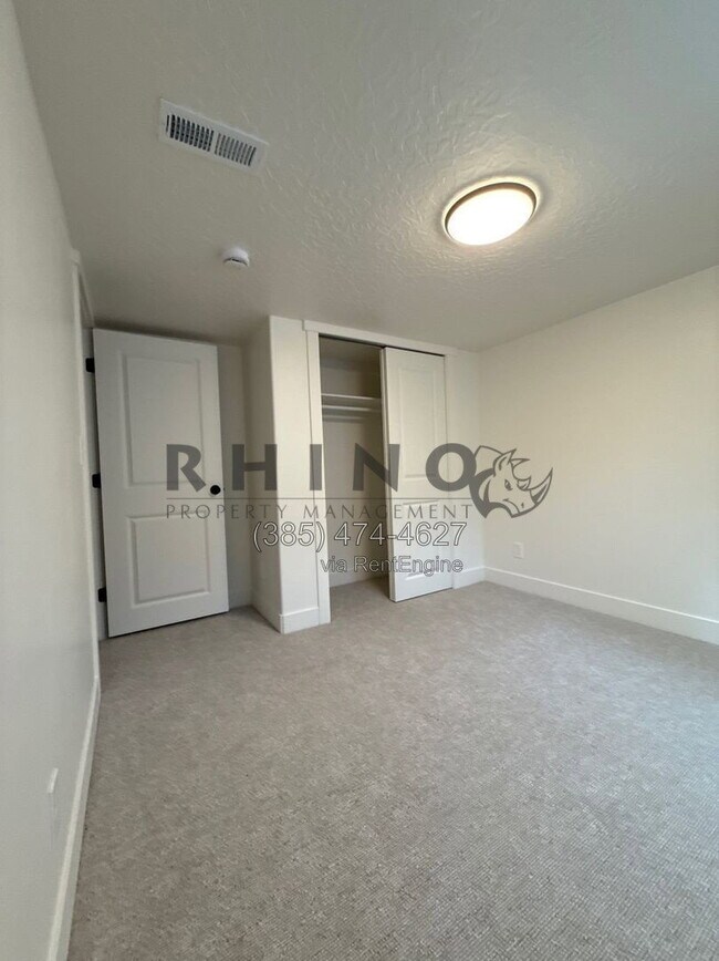 Building Photo - 2851 N Chokecherry Dr