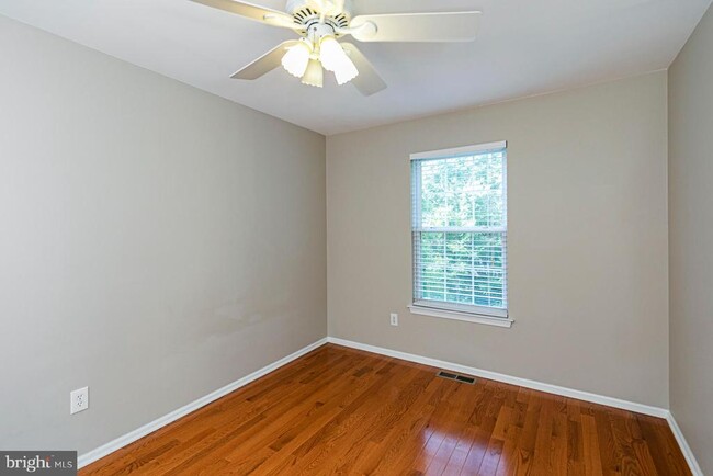 Building Photo - 212 William Livingston Ct