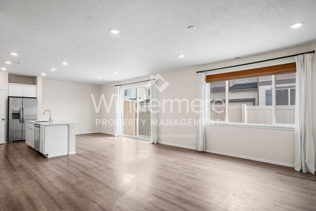 Building Photo - * COMING SOON 09/09/2025* LIberty Lake 4 b...