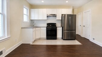 Building Photo - 55 Stockman Pl