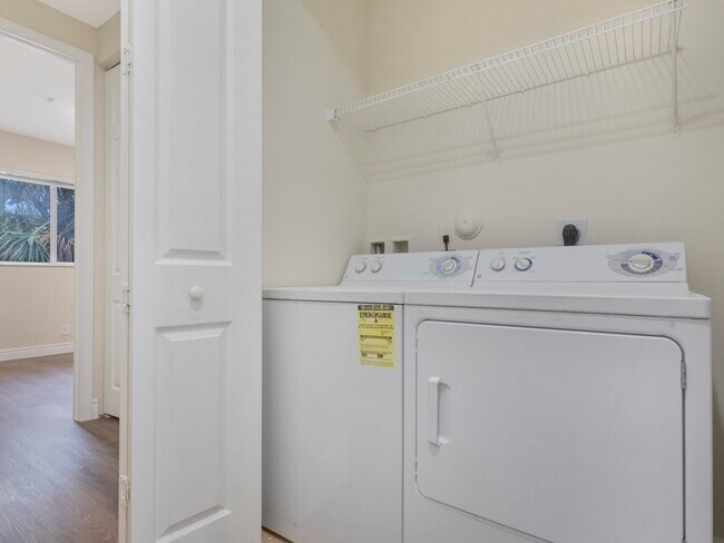 Building Photo - 4282 Berkshire Wharf Dr