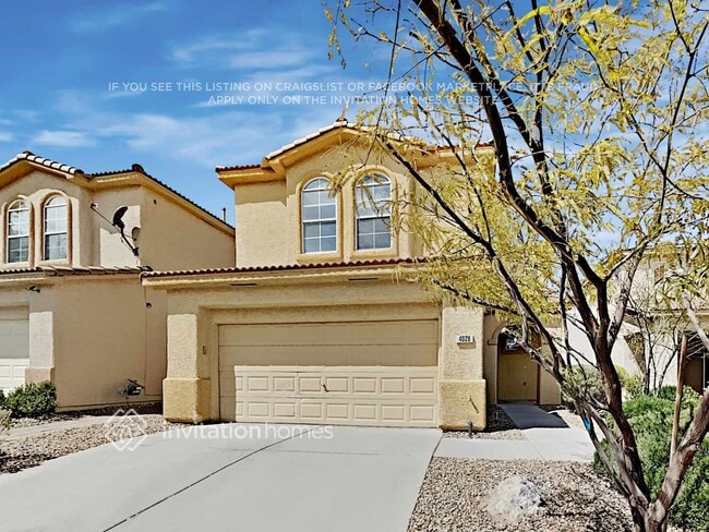 Building Photo - 4028 Villeroy Ave