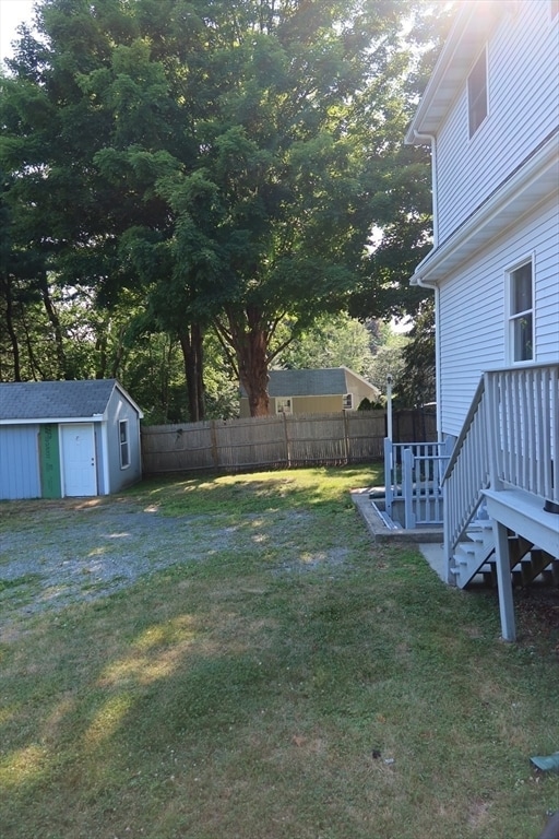 Building Photo - 15 Melcher St