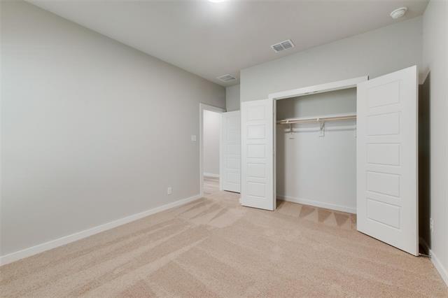 Building Photo - 809 Tidal Dr