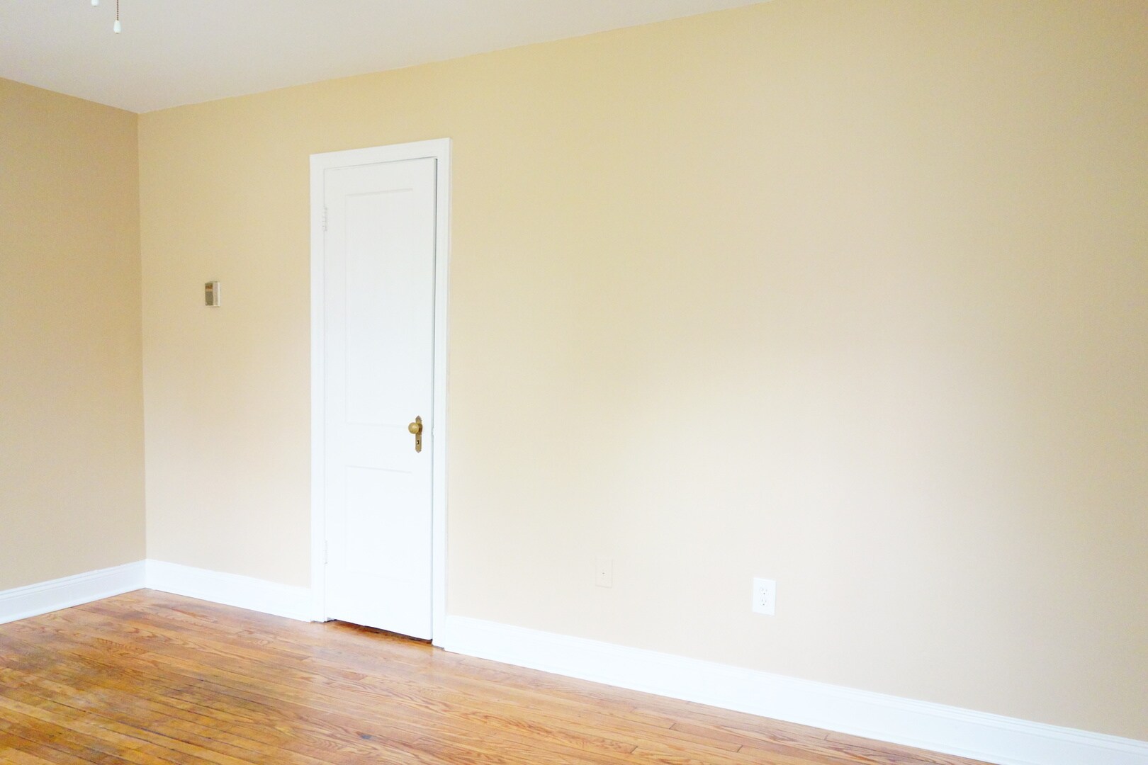 Building Photo - 8206 Greenwood Ave