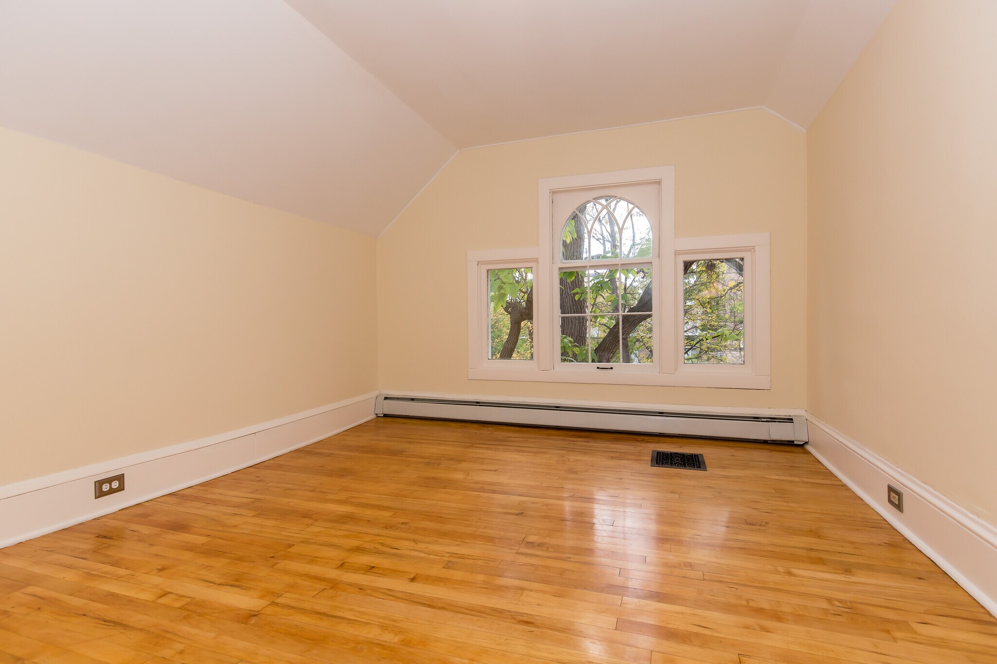 Bedroom #4 Upstairs - 715 5th St SE