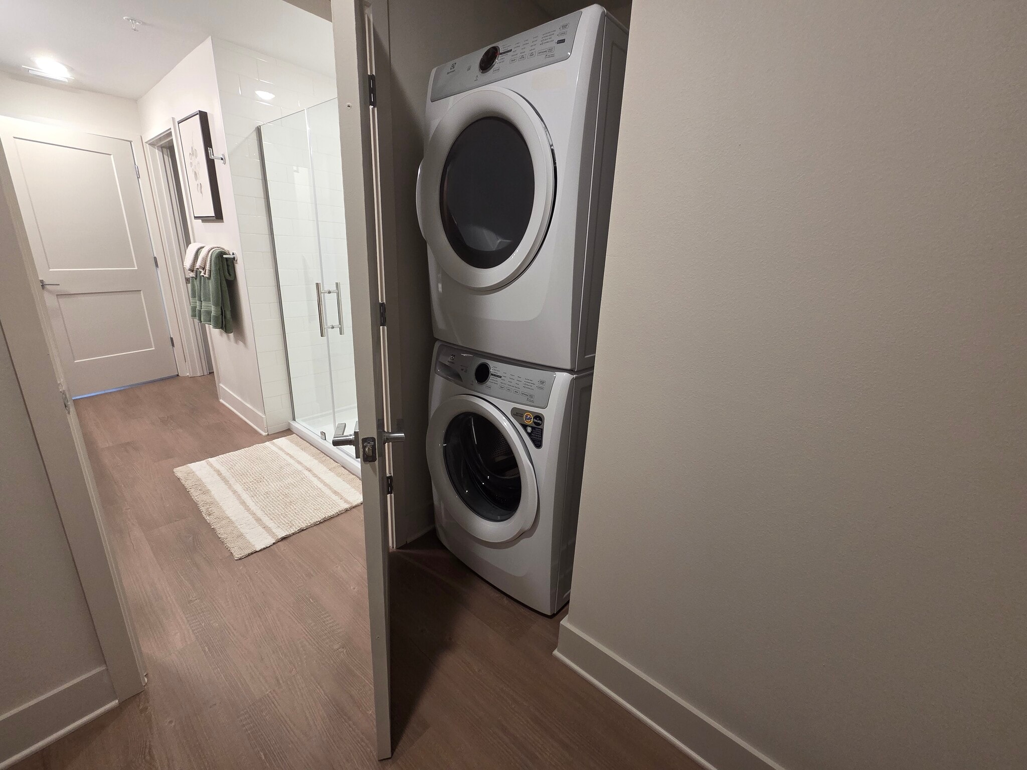 Building Photo - 6710 SW 29th St