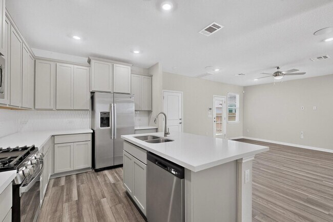 Building Photo - 13817 Gilwell Dr