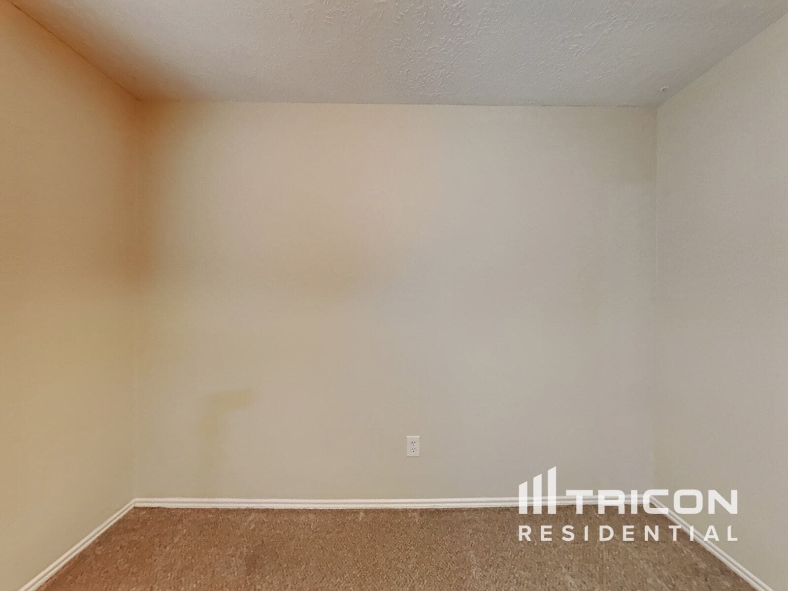 Building Photo - 18807 Danalyn Ct