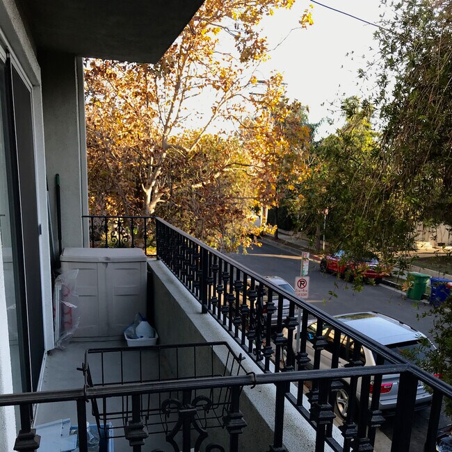 Building Photo - 2308 Schader Dr