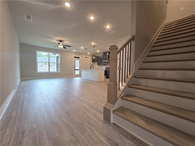 Building Photo - 5724 Urban Vlg Wy