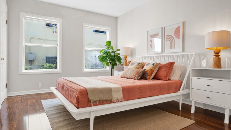 Building Photo - 724 S Gramercy Dr