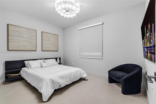 Building Photo - 7533 NW 98th Ct