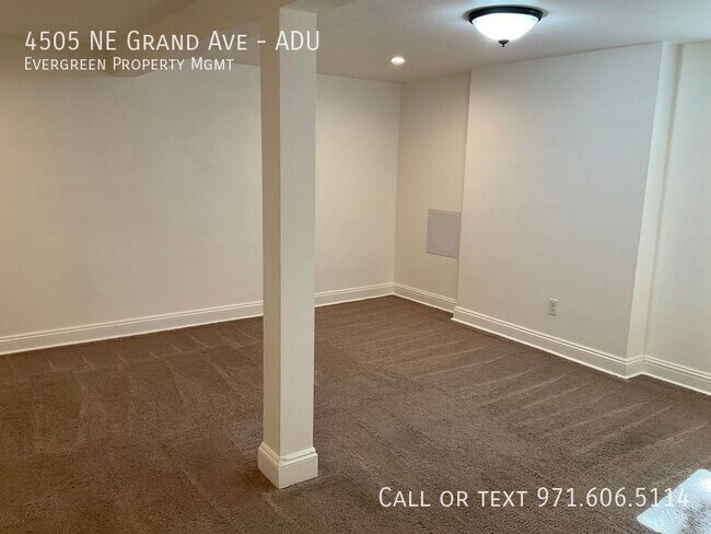 Building Photo - 4505 NE Grand Ave