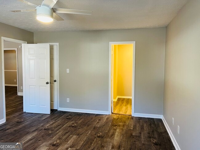 Building Photo - 2890 Garnet Way