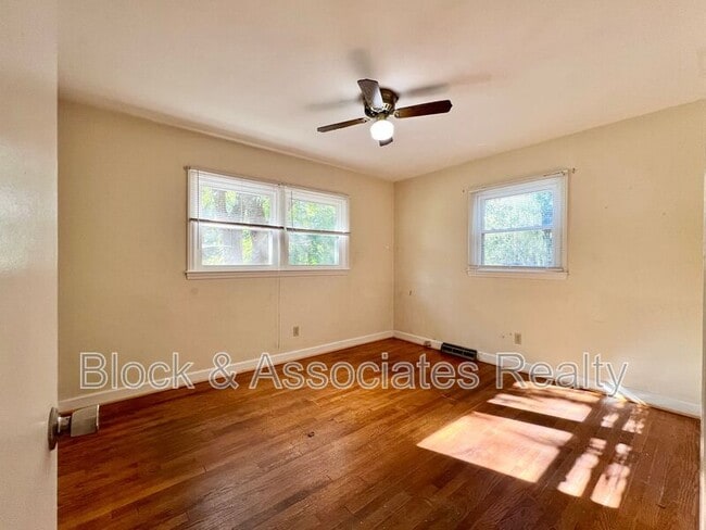 Building Photo - 139 Endsley Ave