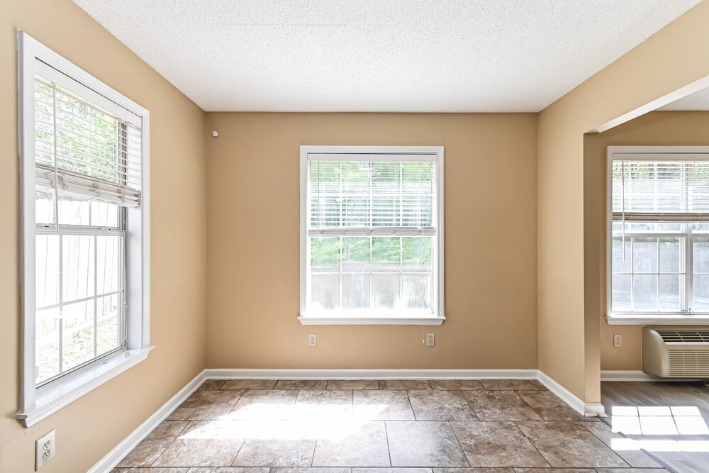 Building Photo - 994 Painted Desert Ln