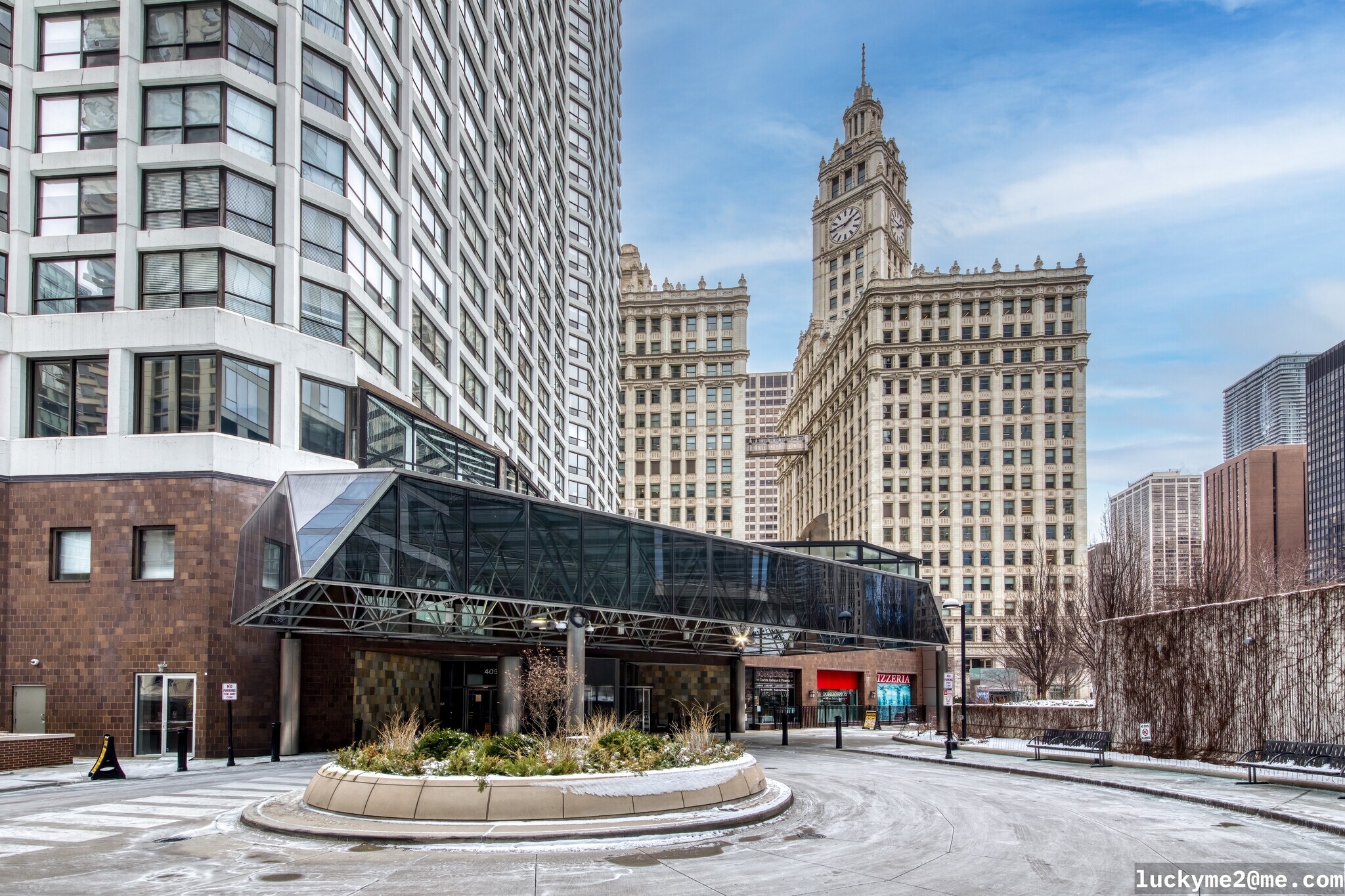 Building Photo - 405 N WABASH Ave