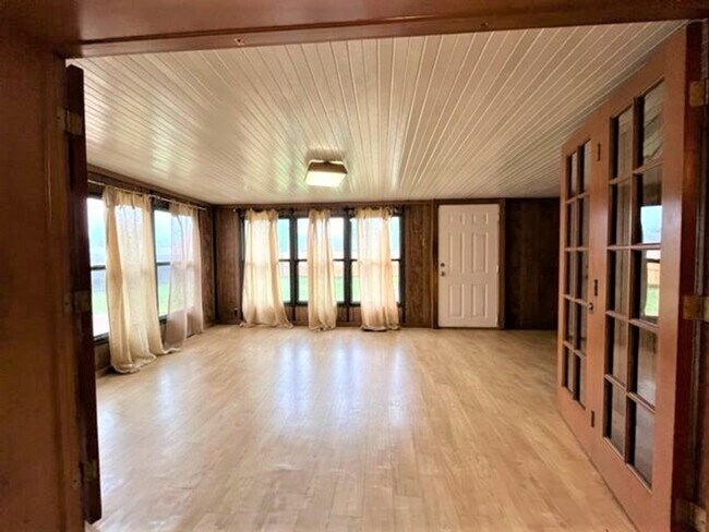 Building Photo - 1112 SW 67th St