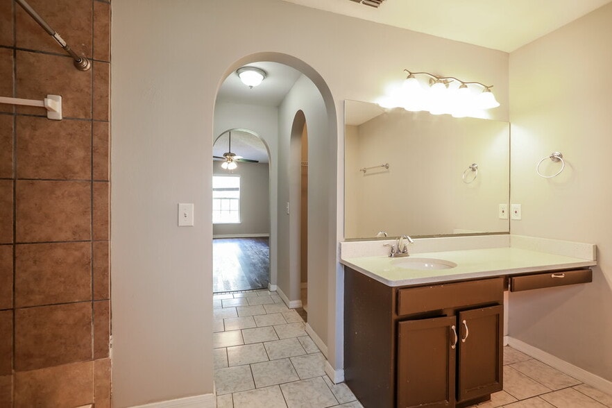 Building Photo - 3424 Steelgate Ct
