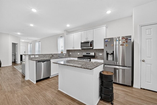 Building Photo - 10626 Cashew Run Ln