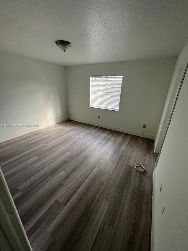 Building Photo - 15434 SW 168th Terrace