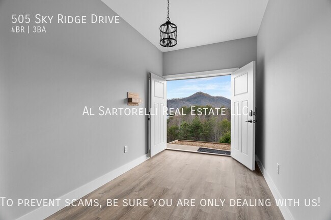 Building Photo - 505 Sky Ridge Dr