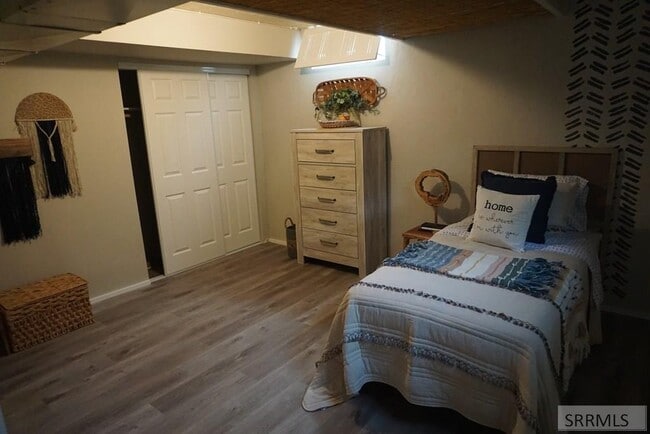 Building Photo - 613 Sykes Dr