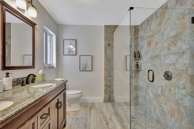 Building Photo - 1104 Jackpine St